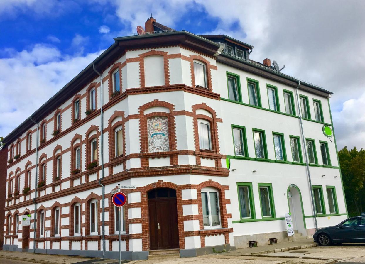 Pension Am Pollingpark Haus II Dessau-Rosslau Exterior photo
